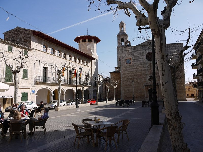 Imagen de Alaró - Ciudad con cartelera teatral