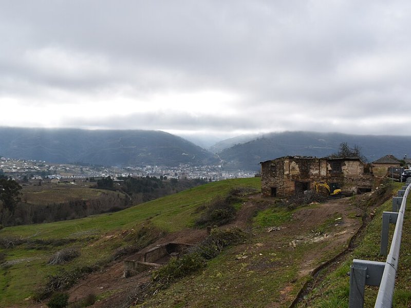 Barco de Valdeorras, O