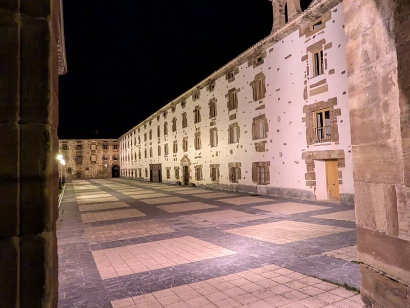 Imagen de Ezcaray - Ciudad con cartelera teatral