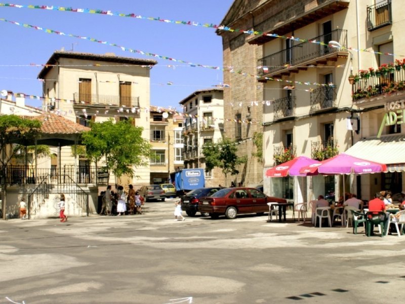 Imagen de Pradoluengo - Ciudad con cartelera teatral