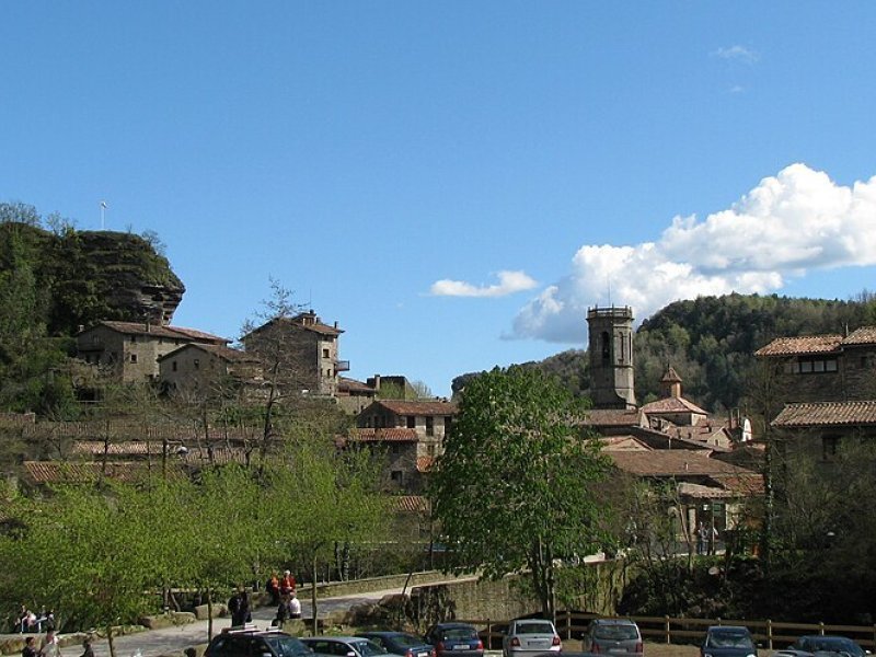 Imagen de Rupit i Pruit - Ciudad con cartelera teatral