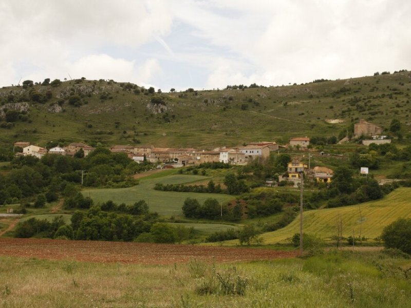 Imagen de Salinillas de Bureba - Ciudad con cartelera teatral