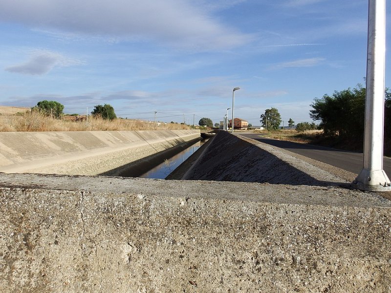 Imagen de Toro - Ciudad con cartelera teatral