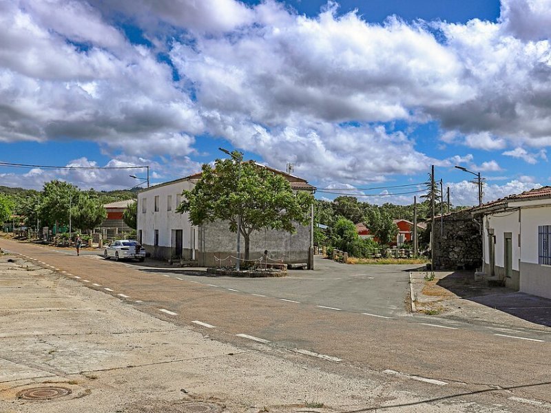 Imagen de Valverde de Valdelacasa - Ciudad con cartelera teatral