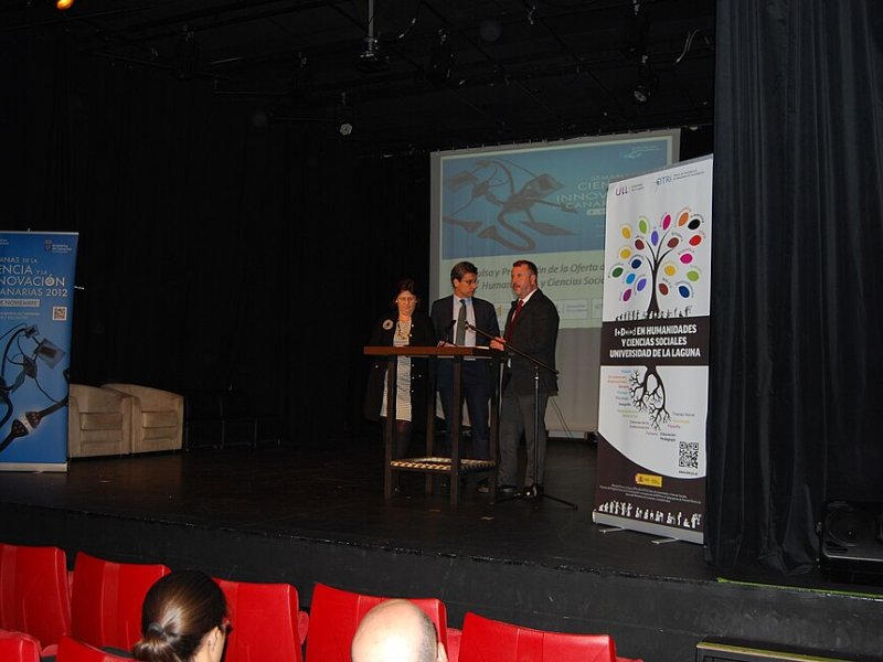 Vista principal del teatro Aguere Cultural ubicado en LA LAGUNA. Espacio cultural para eventos y espectáculos