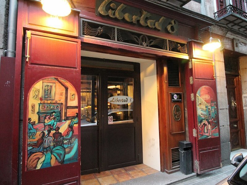 Vista principal del teatro Libertad 8 Café ubicado en Madrid. Espacio cultural para eventos y espectáculos