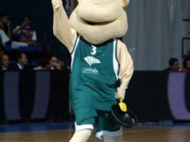 Vista principal del teatro Palacio de Deportes José María Martín Carpena ubicado en Málaga. Espacio cultural para eventos y espectáculos