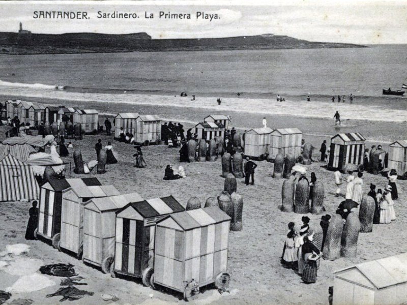 Vista principal del teatro SARDINERO ubicado en Santander. Espacio cultural para eventos y espectáculos