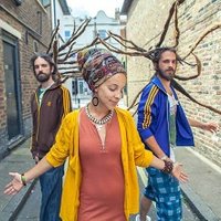 Raíces jamaicanas - Emeterians & Forward Ever Band