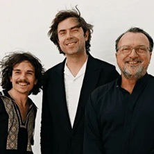 Jazz- Andrés Coll Cosmic Trío