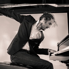 Jorge Bedoya - Las manos - MADRID - LA CABRERA