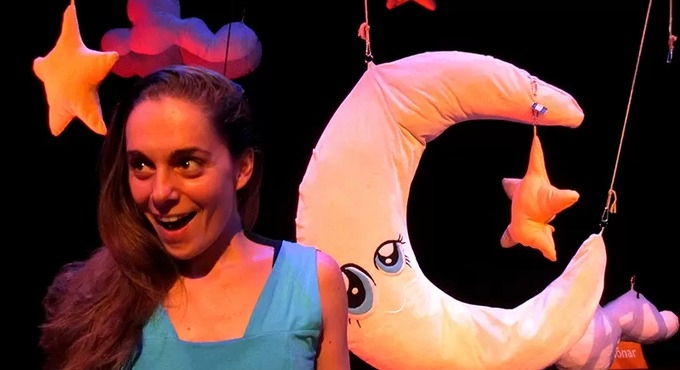 Cartel de Estrellas y Soñar - Laura Alcocer - Infantil en Sala Teatro