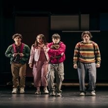 Cartel de Invisible - Valladolid - Teatro en CASA DE LAS ARTES