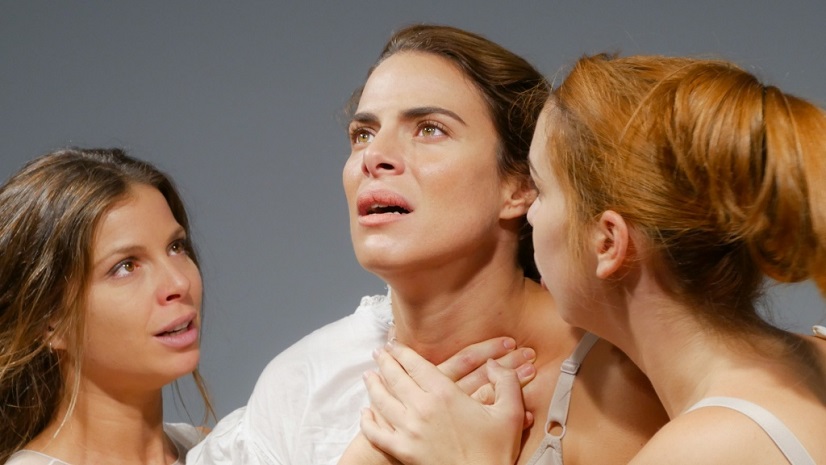 'Aquí', una huida hacia dentro