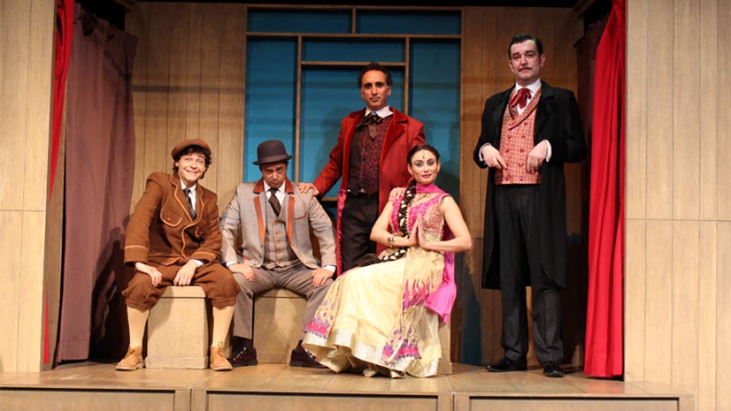 'La vuelta al mundo en 80 días' en el Teatro Muñoz Seca
