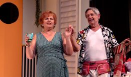 ‘Sé infiel y no mires con quién’, encantadora comedia de enredos